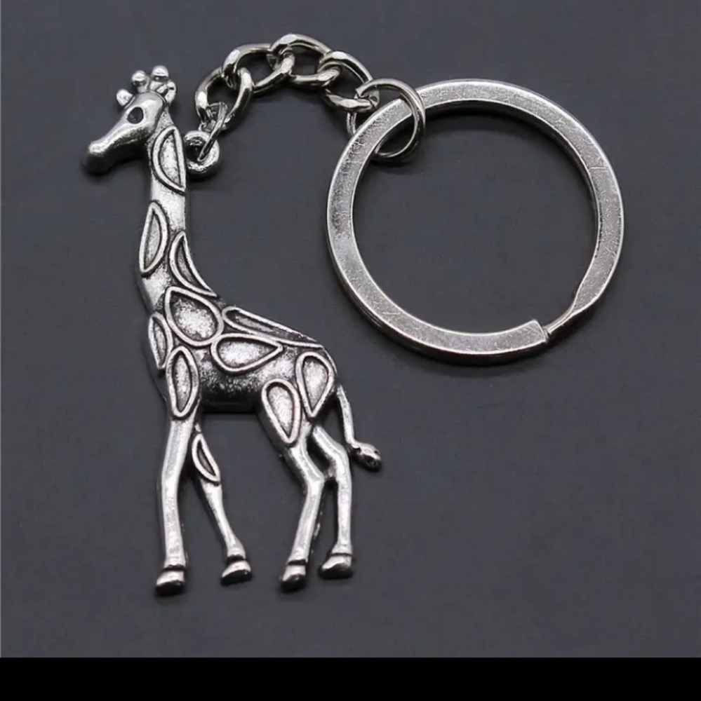Giraffe Keychain - Picture 2 of 3